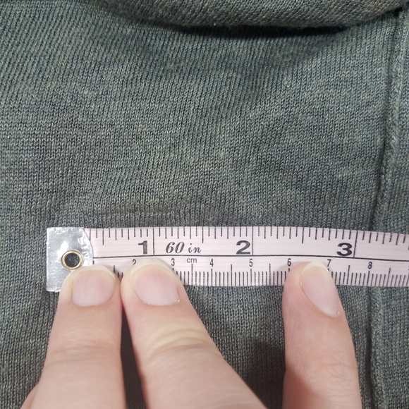 Green Tie Front White Sequin Linen/ Silk Sweater - Picture 6 of 11